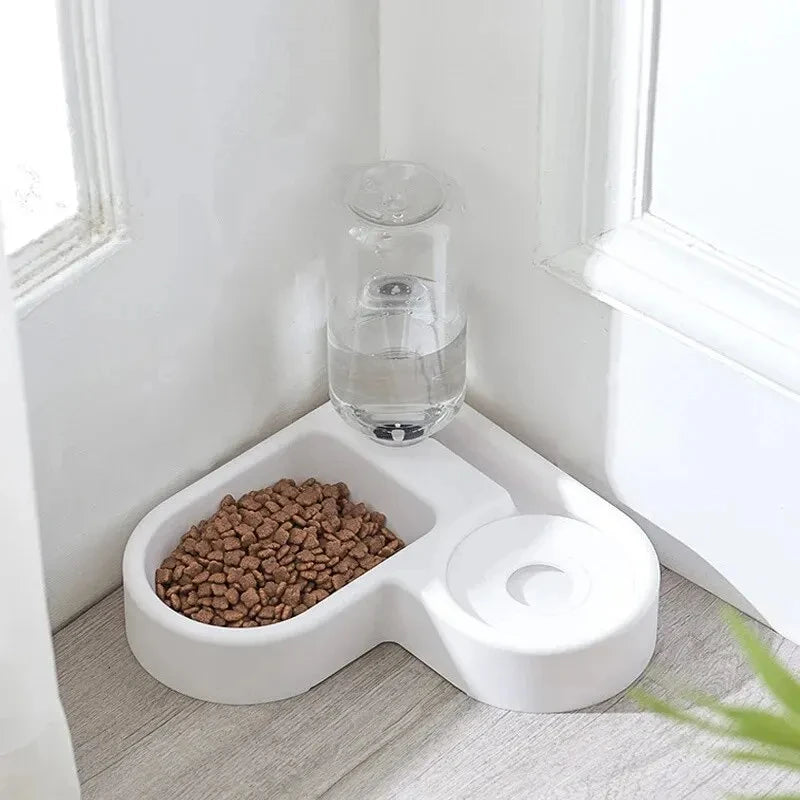 Automatic Drinking Love Pet Bowl – הקערה שמבטיחה שת’חיית המחמד שלך תמיד תרווה, תאכל ותהיה שמחה